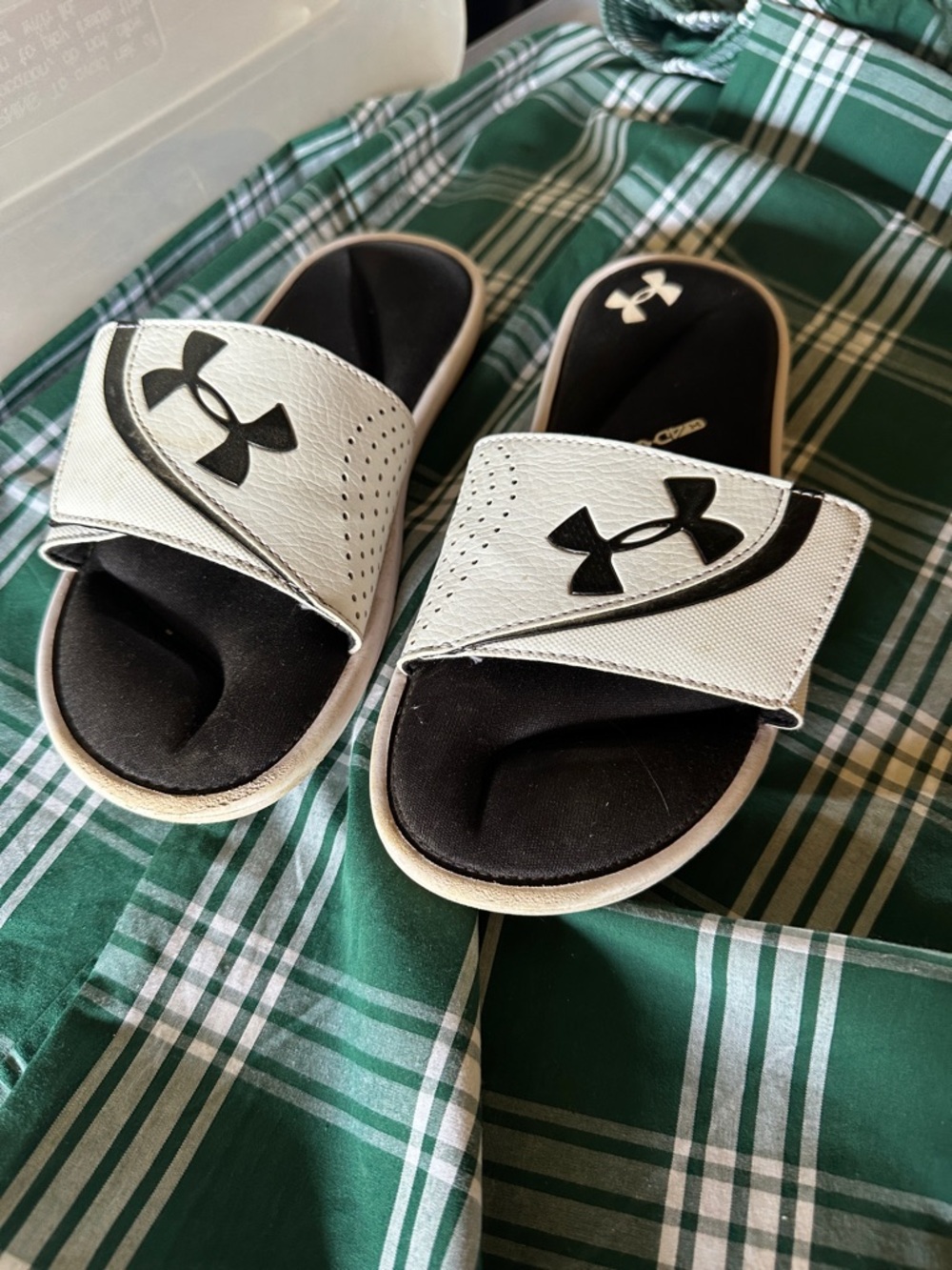 Under Armour Kids White and Black Adjustable Slide Sandals